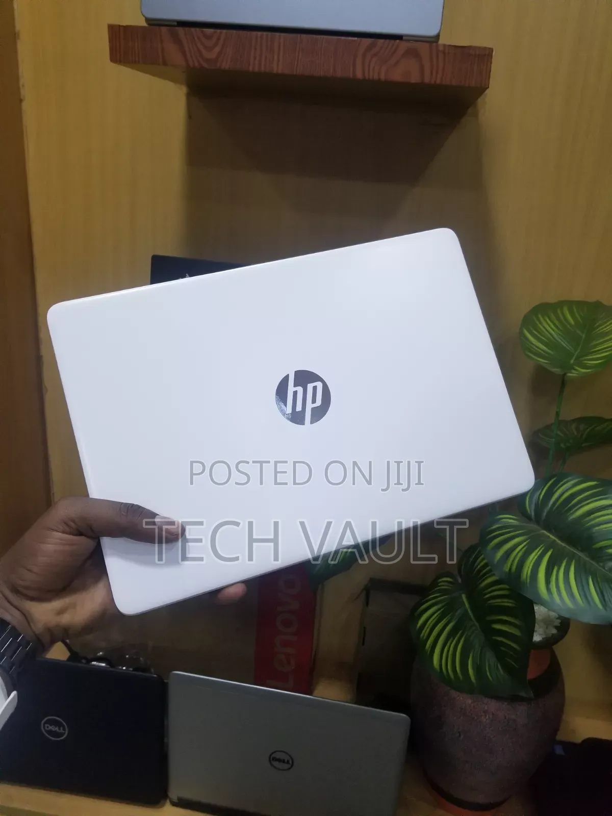 New Laptop HP Stream 14 4GB Intel Celeron SSD 60GB