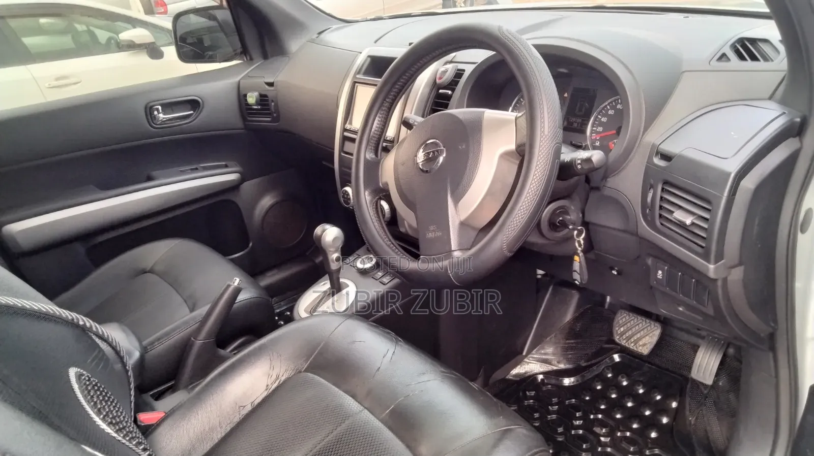 Nissan X-Trail 2010 Silver