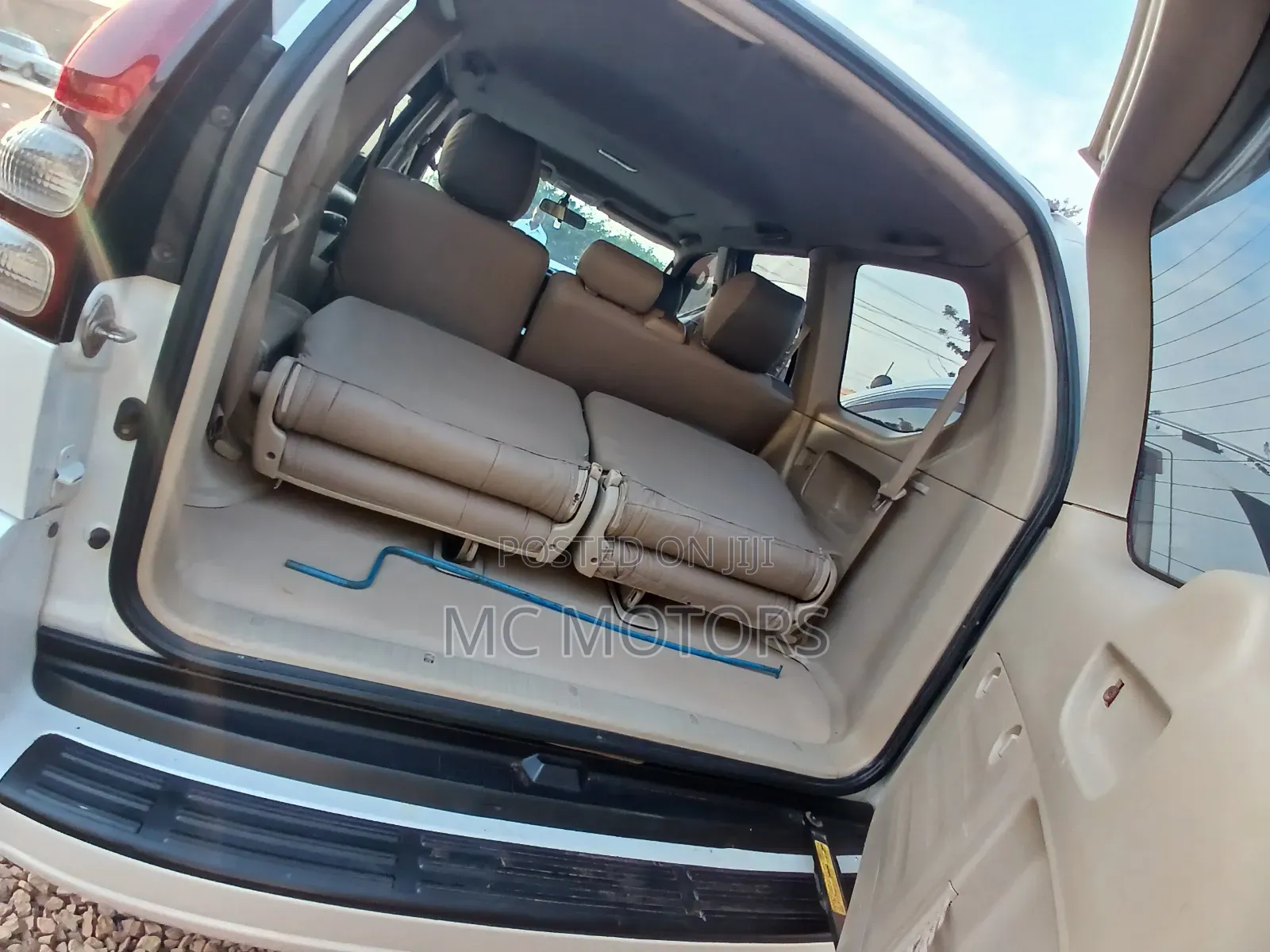 Toyota Land Cruiser Prado 2009 White