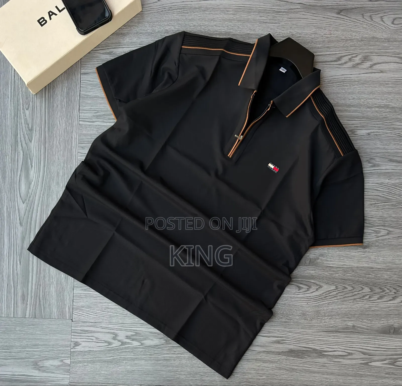Contrast Collar Polo Shirt