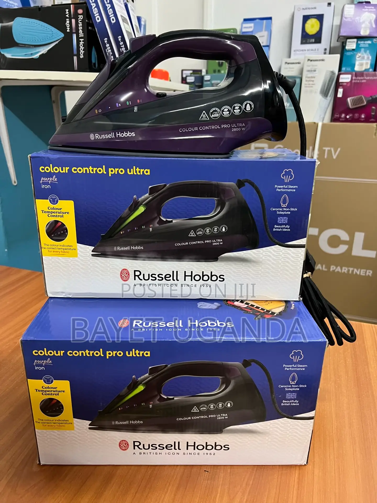 Russell Hobbs 2800W Colour Control Pro Ultra Steam Iron