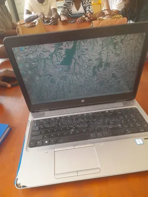 Laptop HP 14-ep0063 8GB Apple M5 Max HDD 256GB