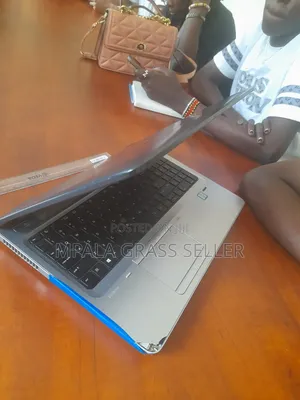 Laptop HP 14-ep0063 8GB Apple M5 Max HDD 256GB