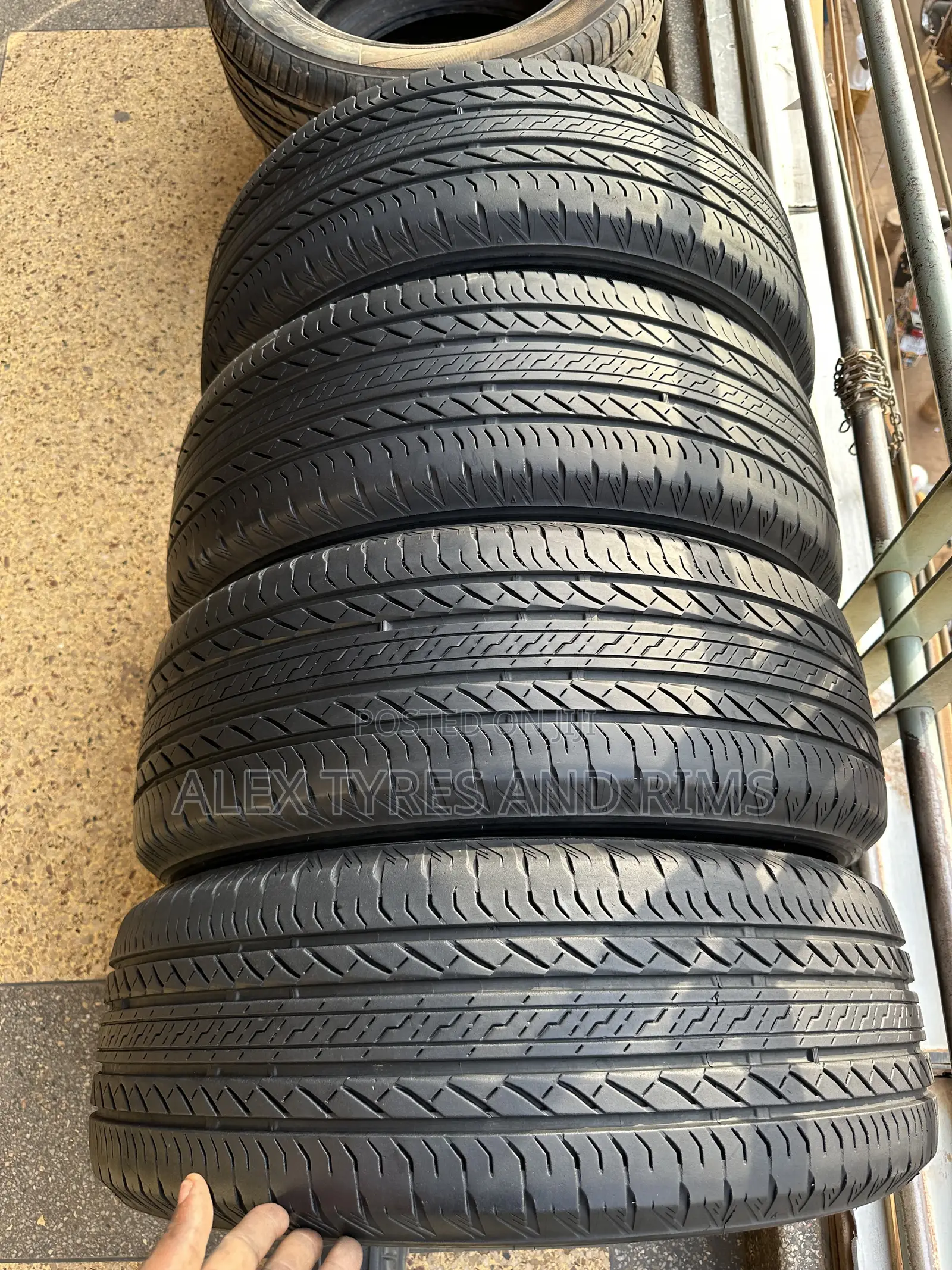 225/60r17 Bridgestone Tyre Japan Used Very Good Condition