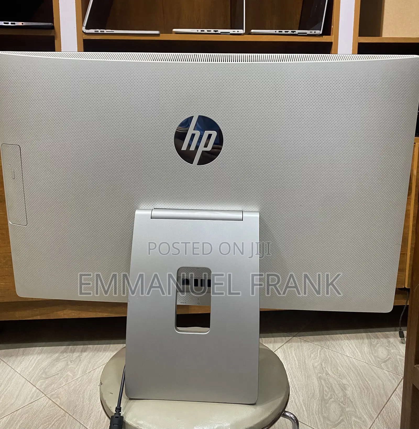 Desktop Computer HP Pavilion 27 8GB Intel Core i5 HDD 2T