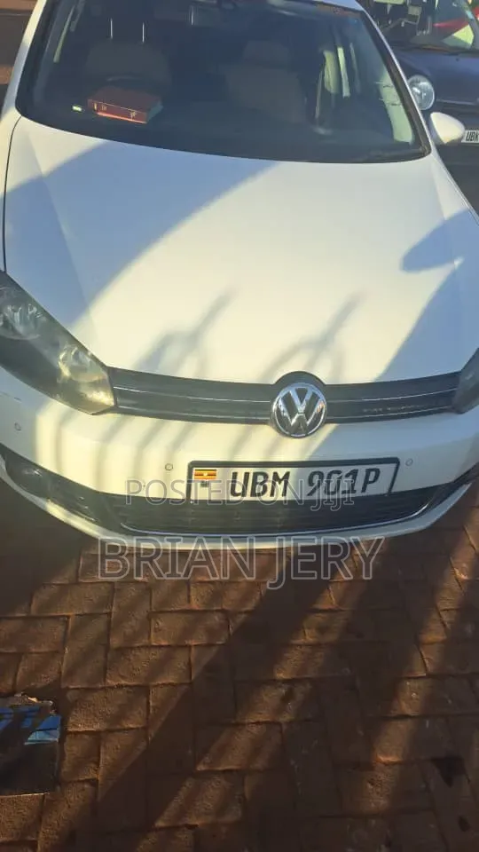 Volkswagen Golf 2009 White