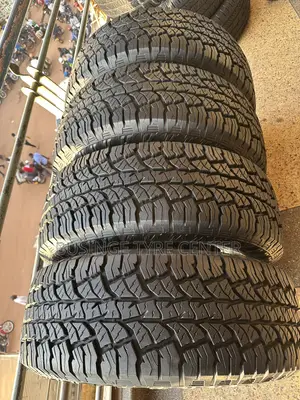 285/70r17 JoyRoad Tires Good Condition
