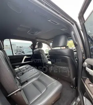Toyota Land Cruiser 2017 Black