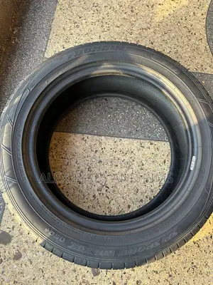 215/55r17 Dunlop Tyres Good Condition