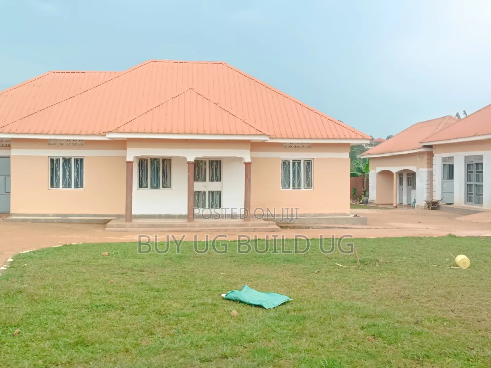 4bdrm Bungalow in Seeta Namilyango Rd, Goma for sale