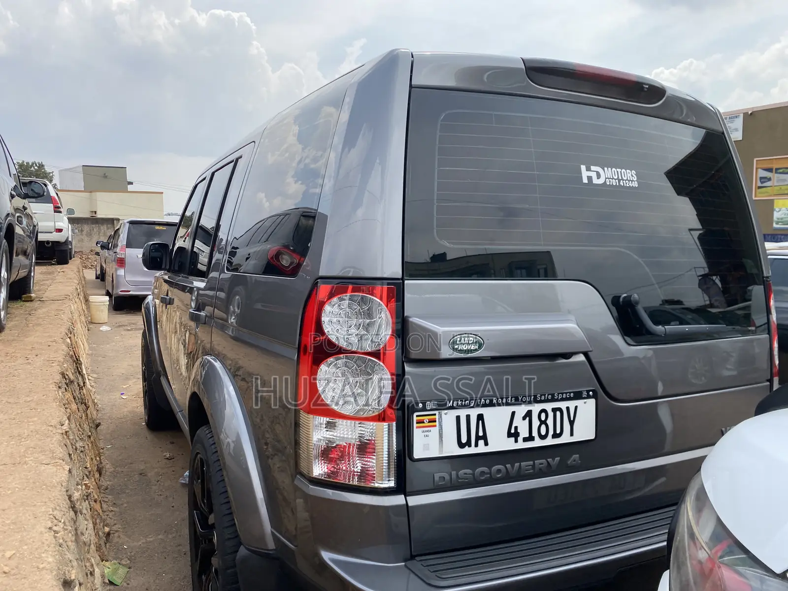 Land Rover Discovery 2024 Black
