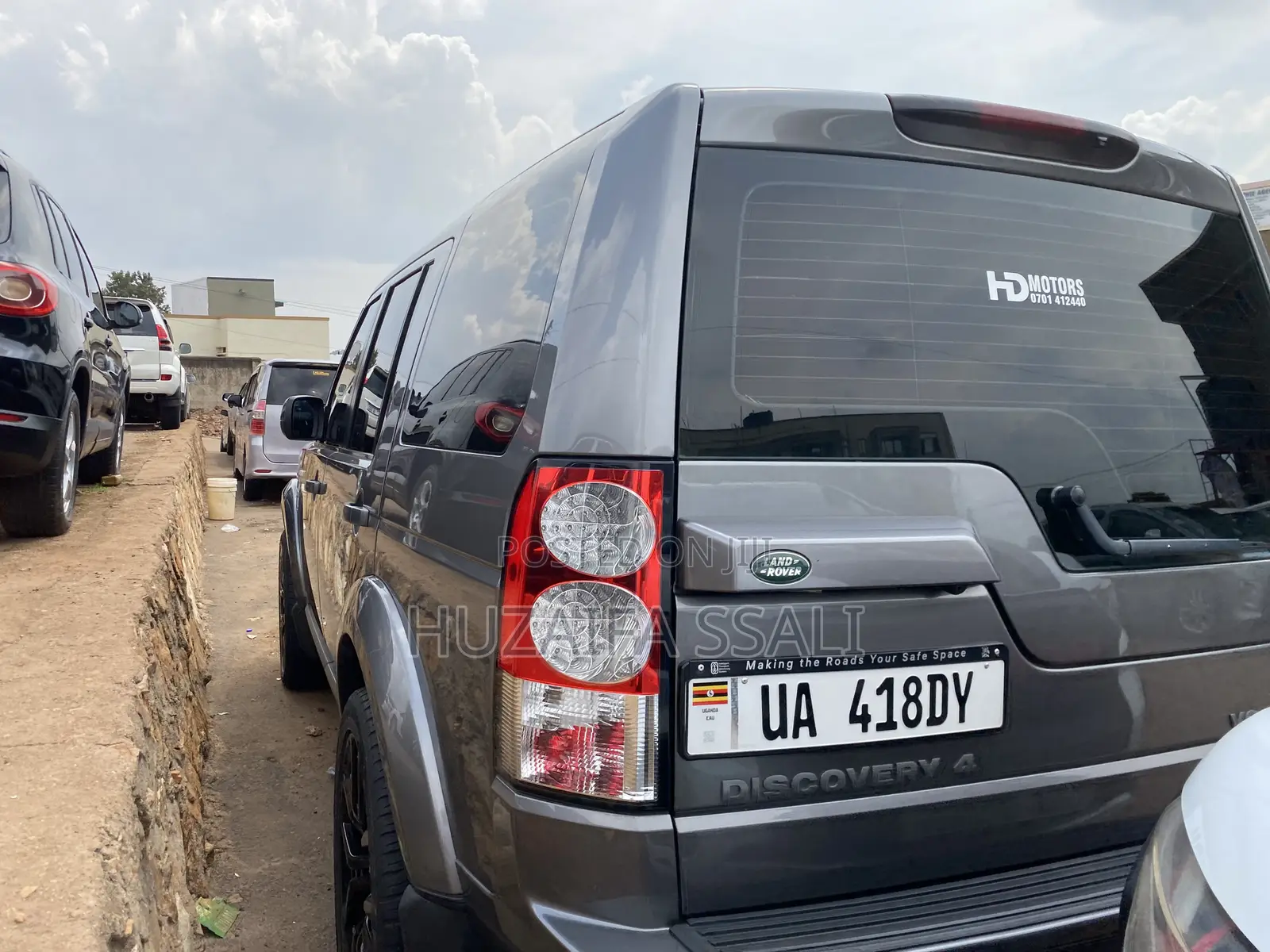 Land Rover Discovery 2024 Black