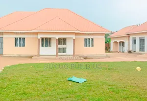 4bdrm Bungalow in Seeta Namilyango Rd, Goma for sale