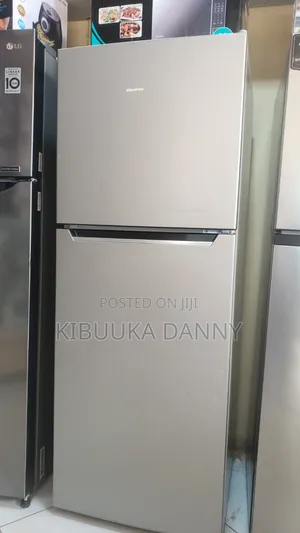 Hisence 295litres Fridge.