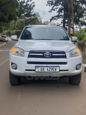 Toyota RAV4 2009 White