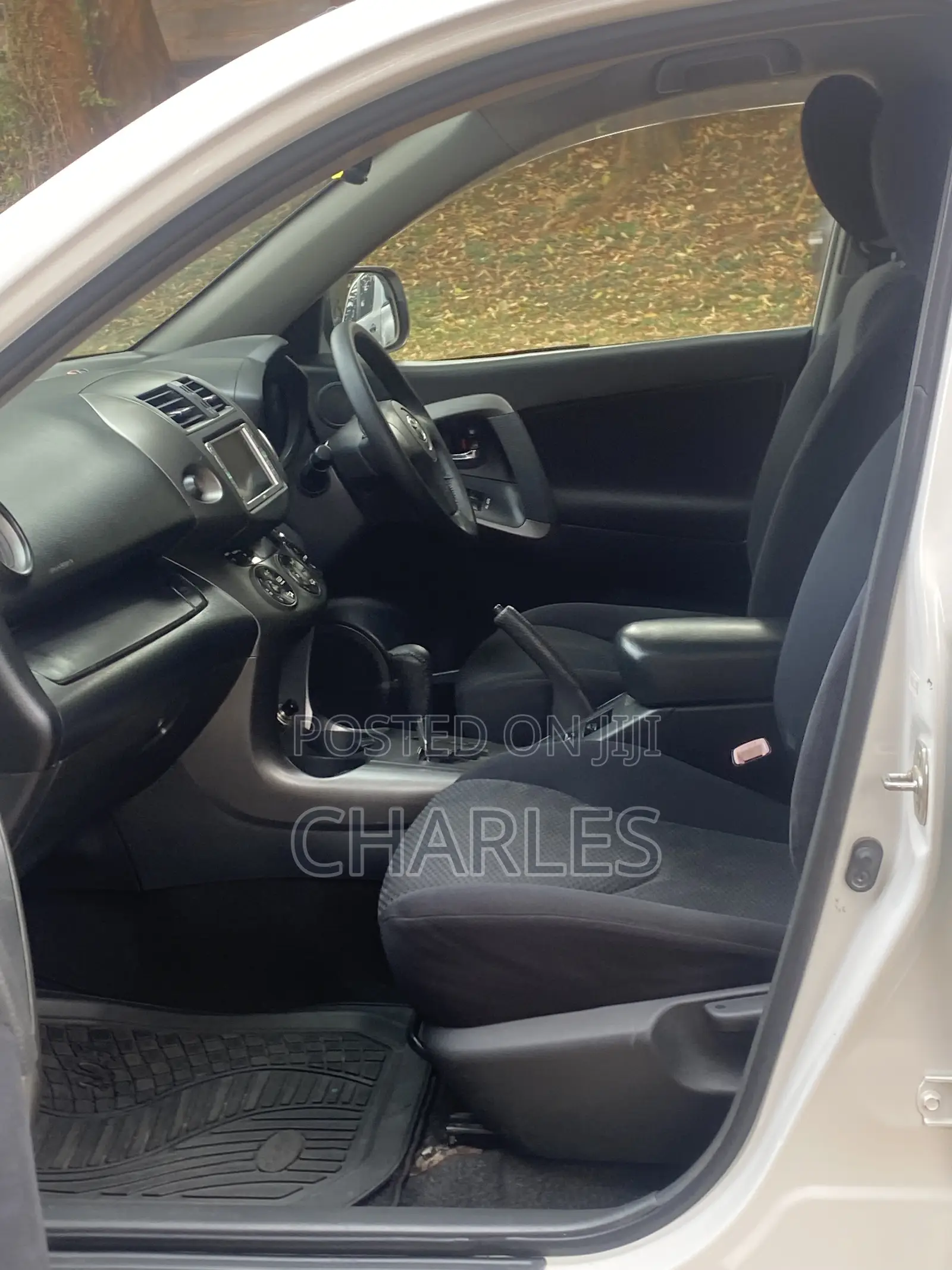 Toyota RAV4 2009 White