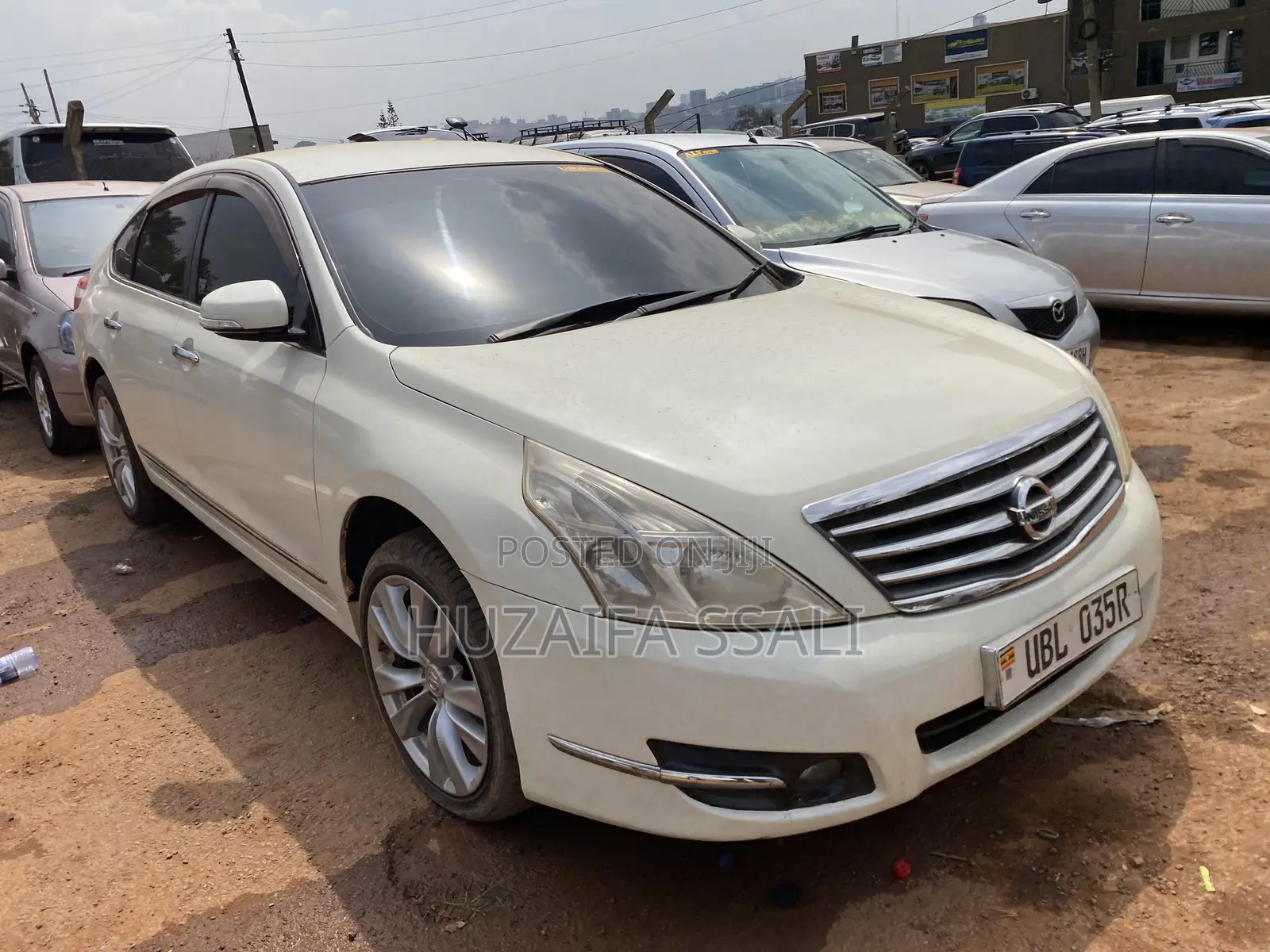 Nissan Fuga 2011 White