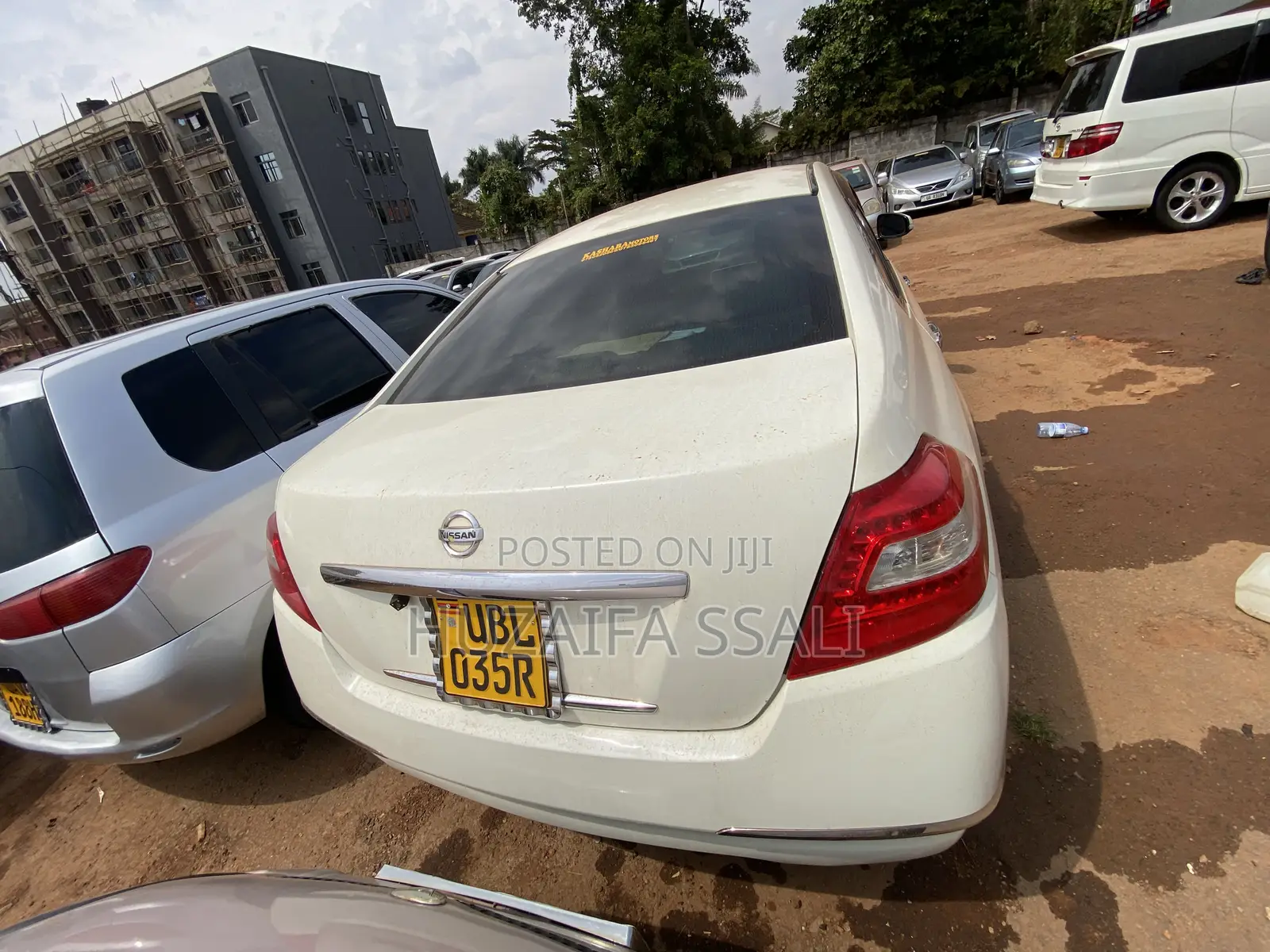 Nissan Fuga 2011 White