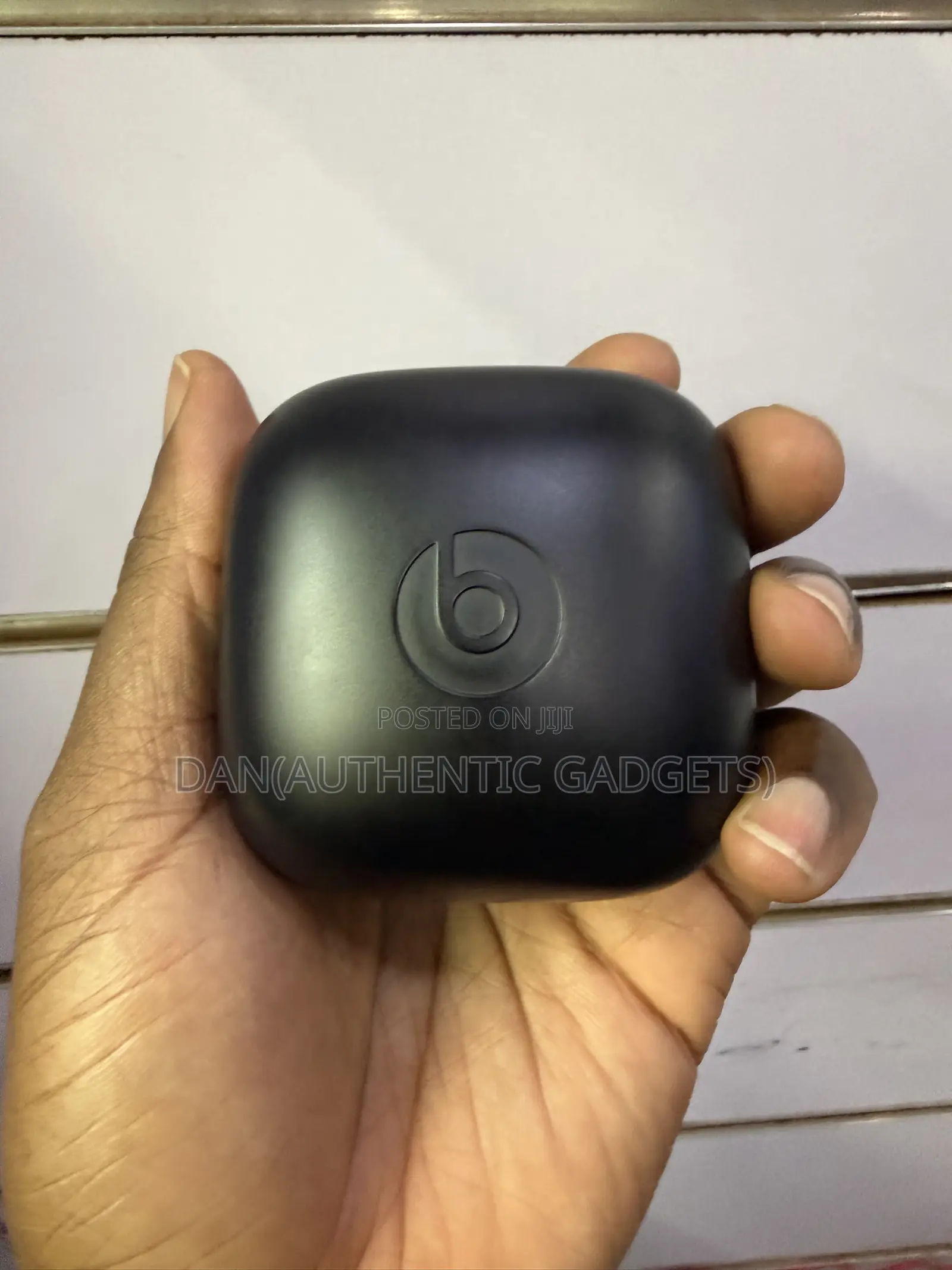 USA  Model Powerbeats Pro in Brand New Condition