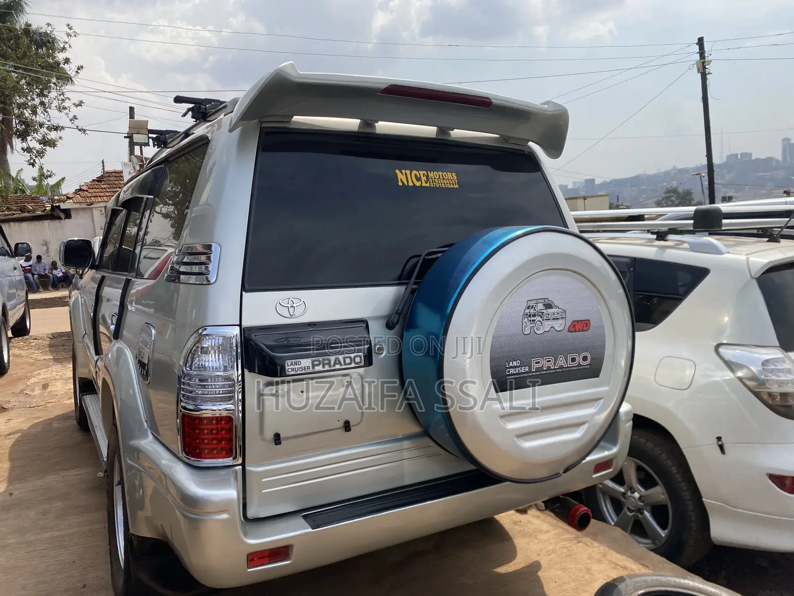 Toyota Land Cruiser Prado 2009 White