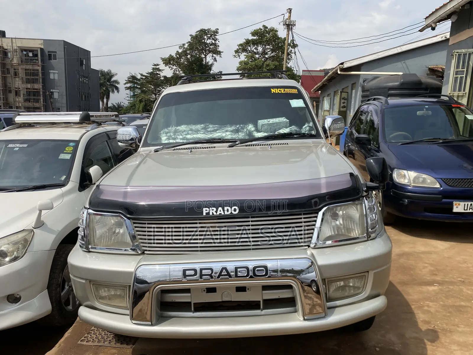 Toyota Land Cruiser Prado 2009 White