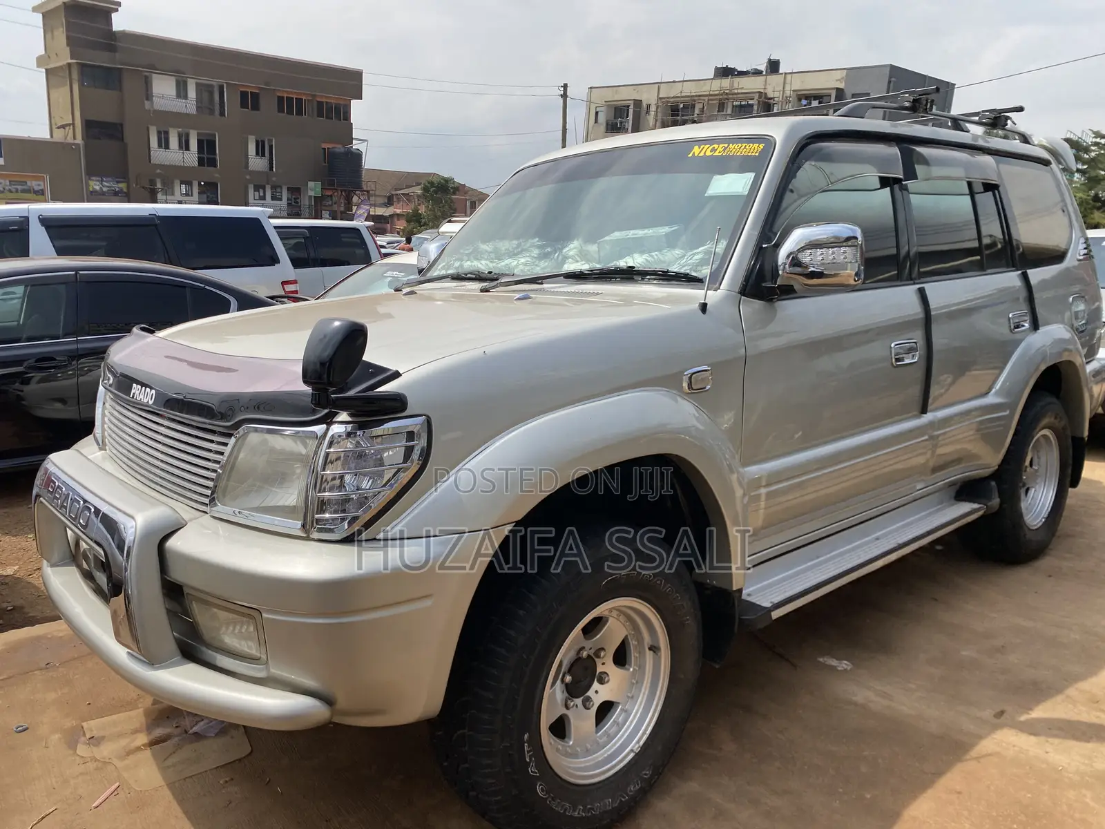 Toyota Land Cruiser Prado 2009 White
