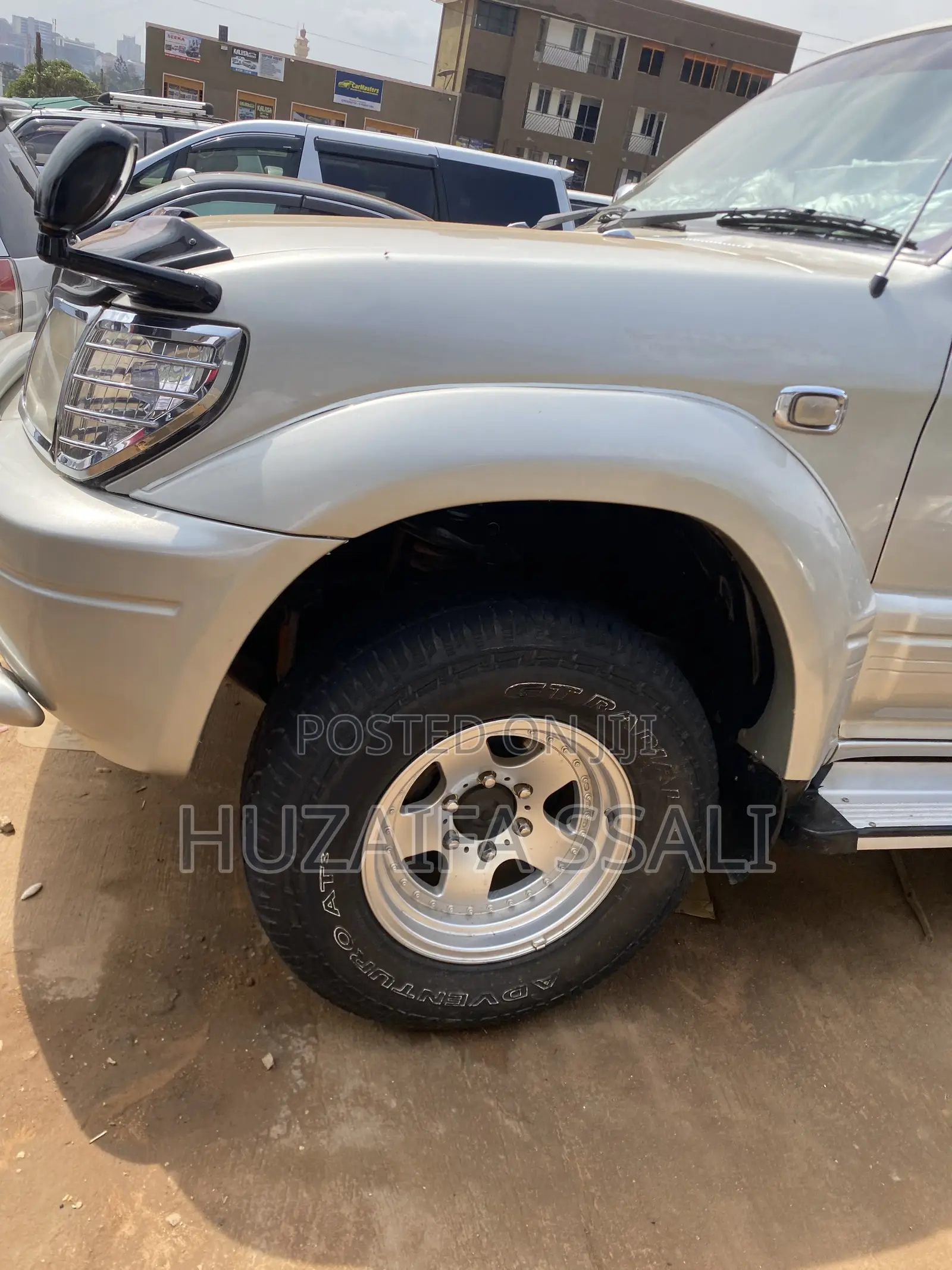 Toyota Land Cruiser Prado 2009 White