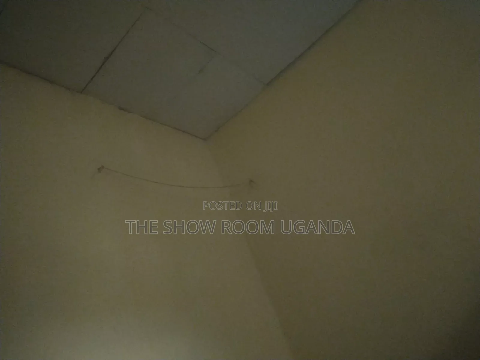 1bdrm Room & Parlour in Central Division for rent