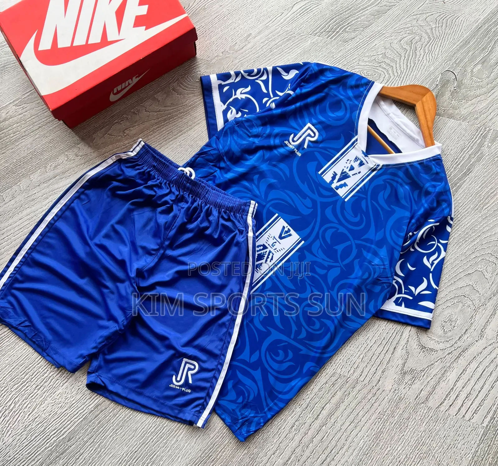 Plain Kits