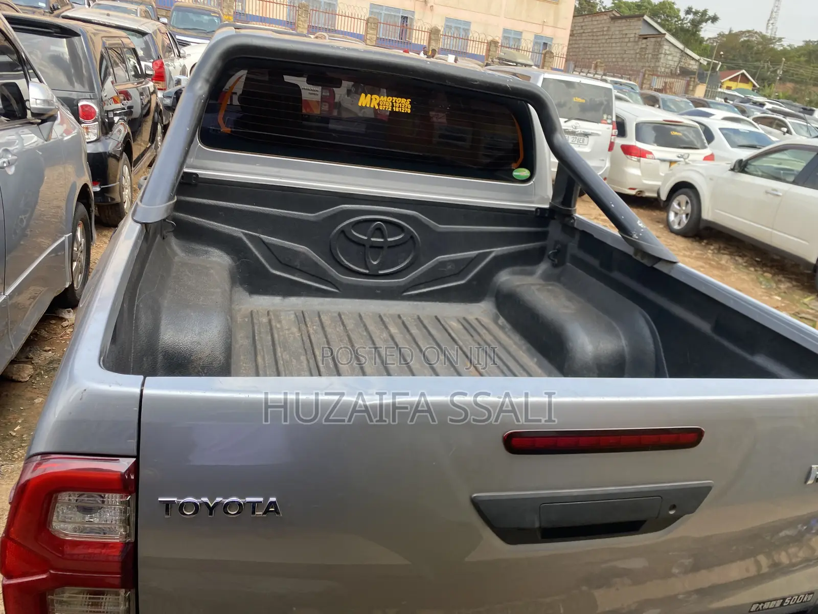 Toyota Hilux 2018 White