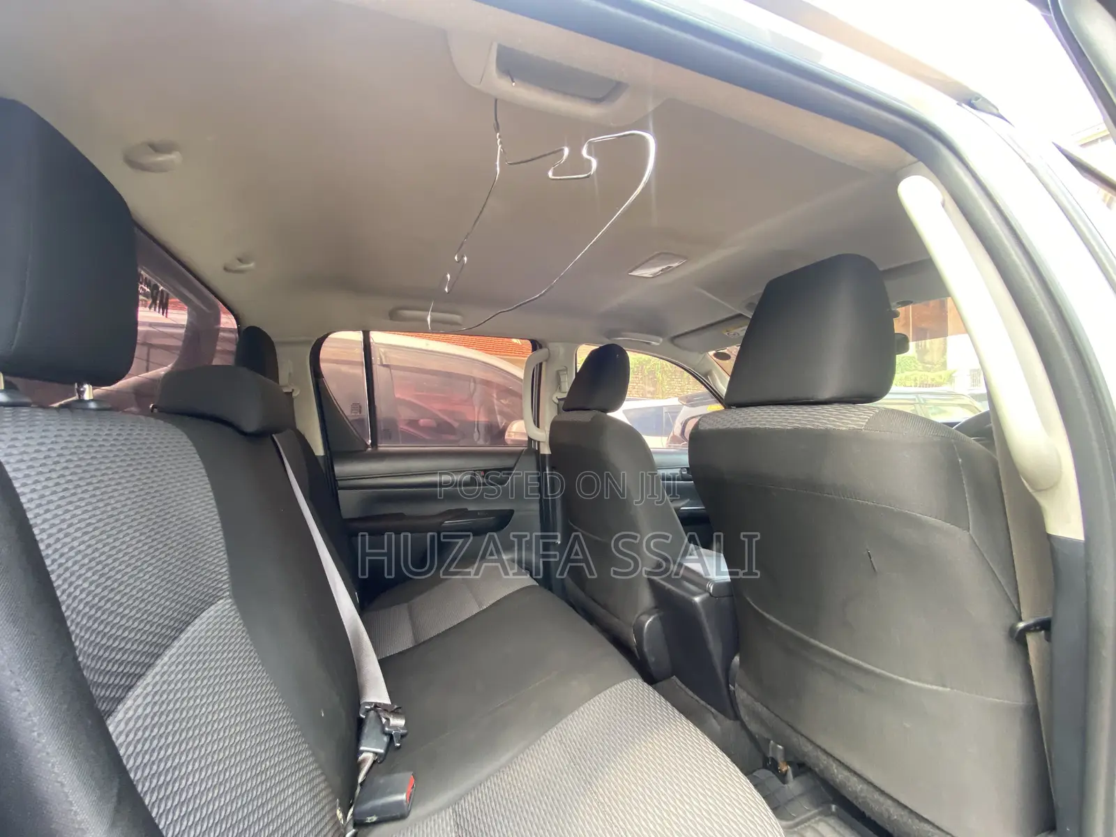 Toyota Hilux 2018 White