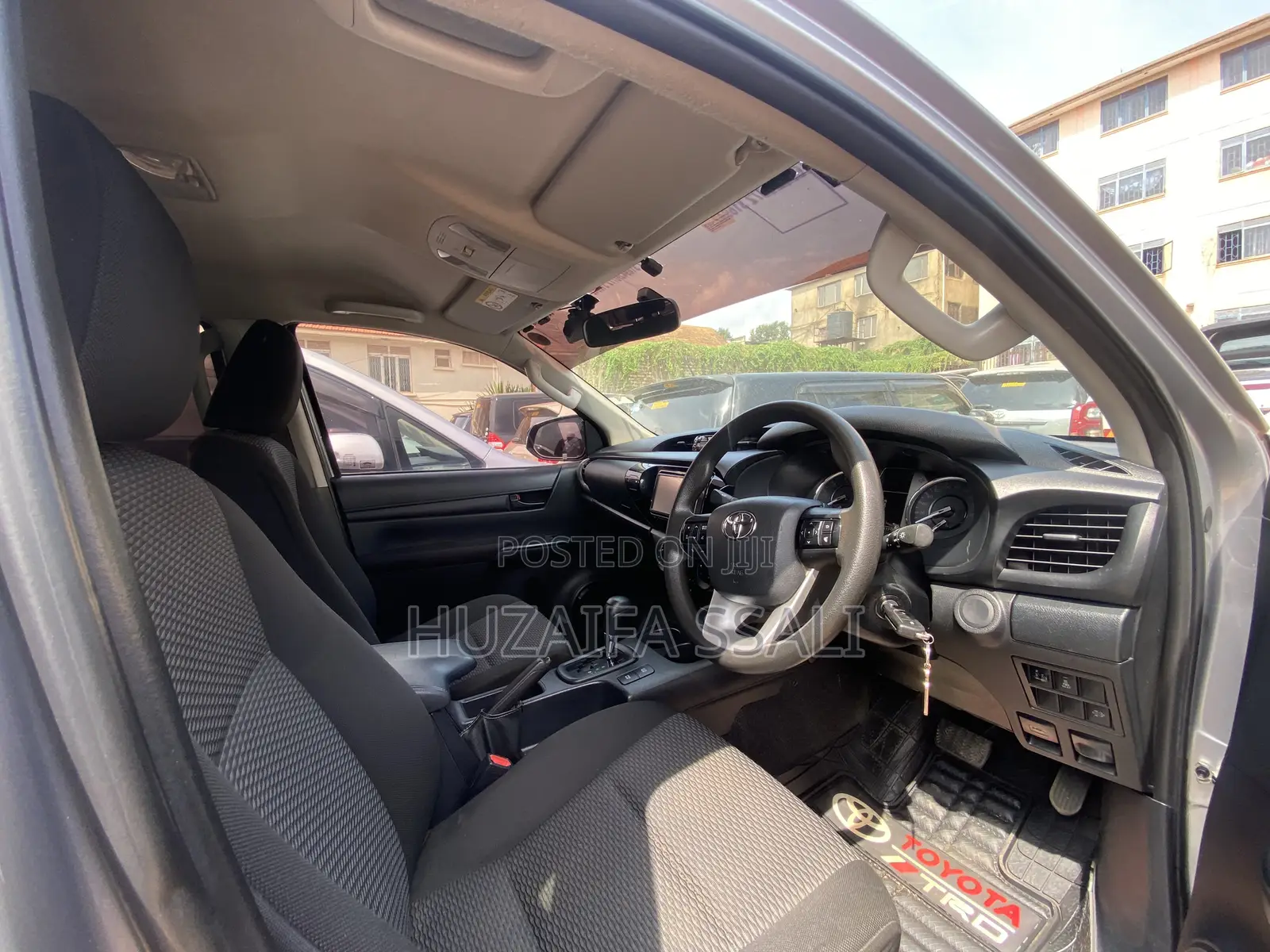 Toyota Hilux 2018 White