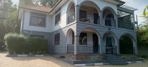 5bdrm Mansion in Muyenga, Makindye for sale