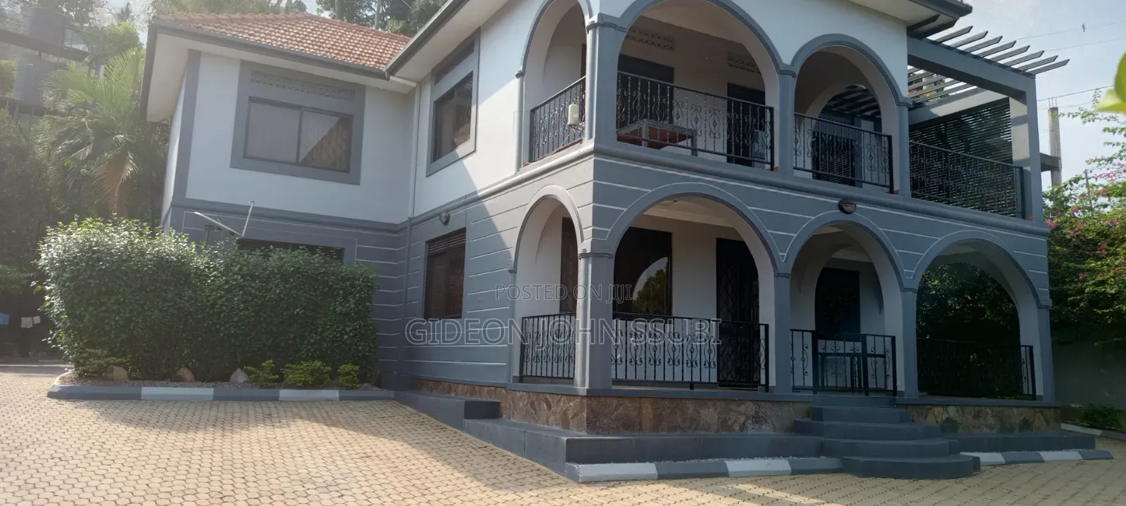 5bdrm Mansion in Muyenga, Makindye for sale