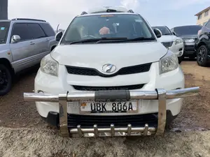 Toyota IST 2014 White