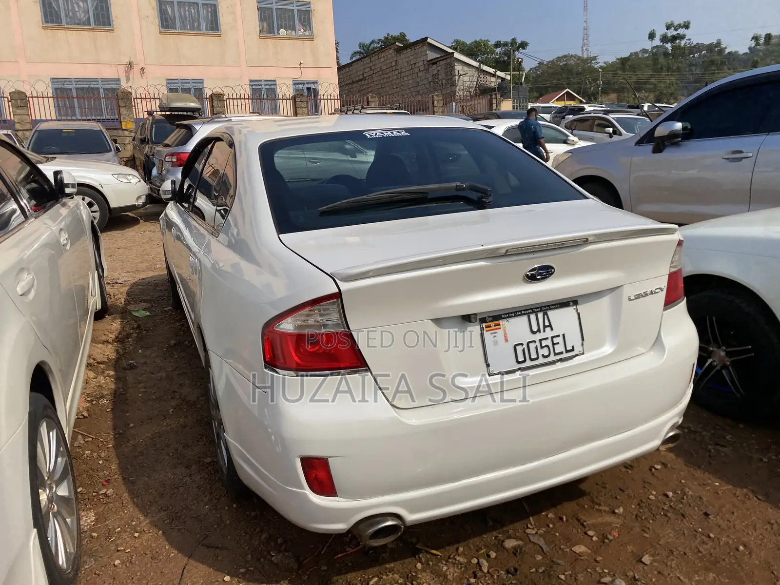 Subaru Legacy 2010 White
