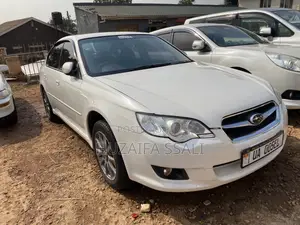 Subaru Legacy 2010 White