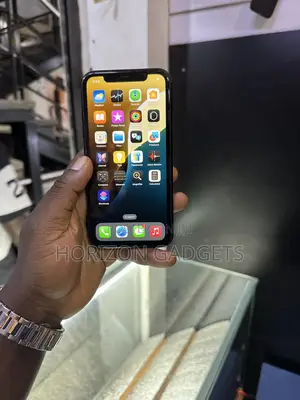 Apple iPhone XR 64 GB Black