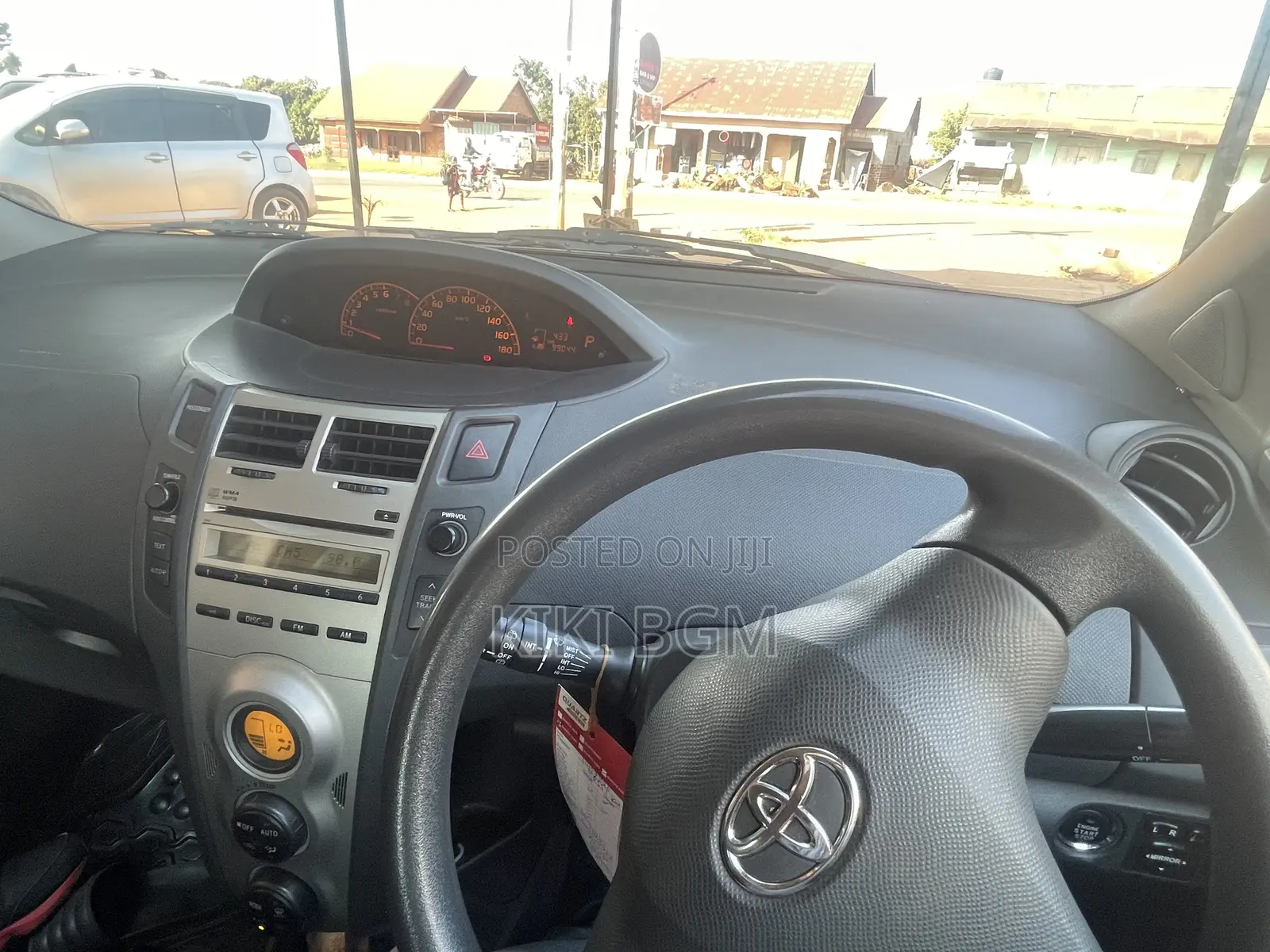 Toyota Vitz 1.3 AWD 3dr 2007 Gray