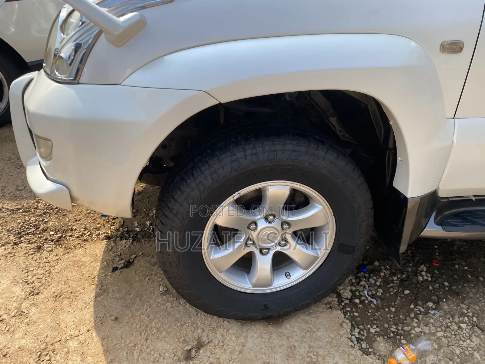 Toyota Land Cruiser Prado 2017 White