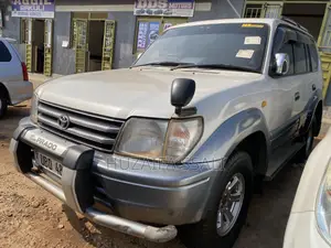 Toyota Land Cruiser Prado 2008 White