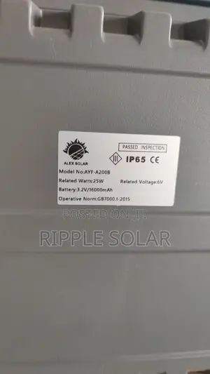 200W Solar Flood Light 30W Panel 20000mAh Remote IP65