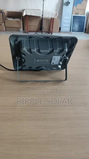 200W Solar Flood Light 8W Panel Remote IP65
