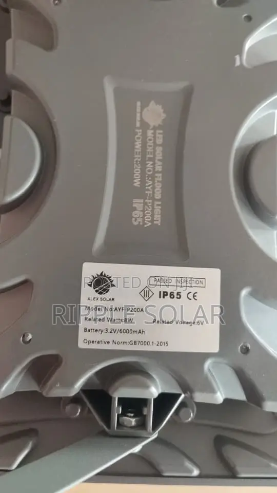 200W Solar Flood Light 8W Panel Remote IP65