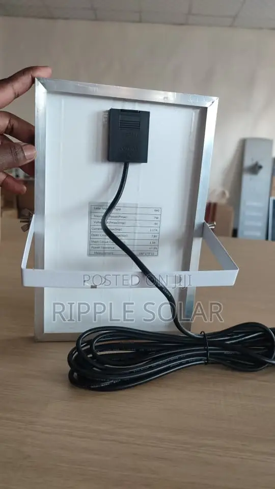 200W Solar Flood Light 8W Panel Remote IP65