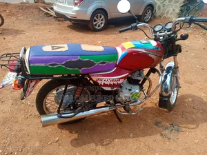Bajaj Boxer 100 2023 Red
