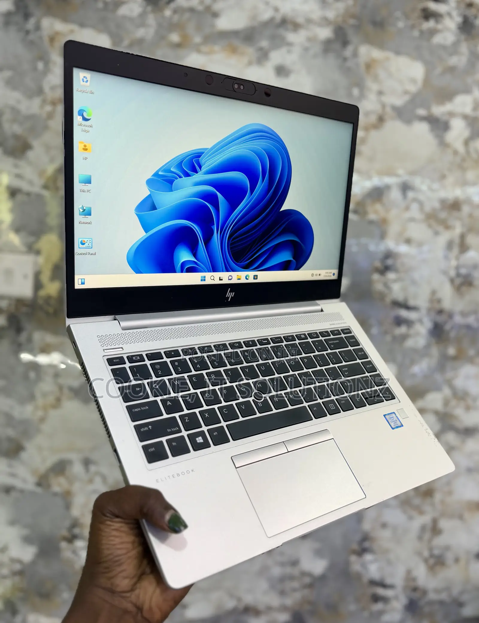 Laptop HP EliteBook 840 G5 8GB Intel Core i5 SSHD (Hybrid) 256GB