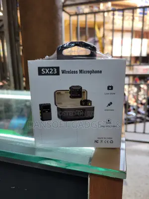 SX23 Wireless Lavalier Microphone–Live Stream,Vlog Interview(Black)