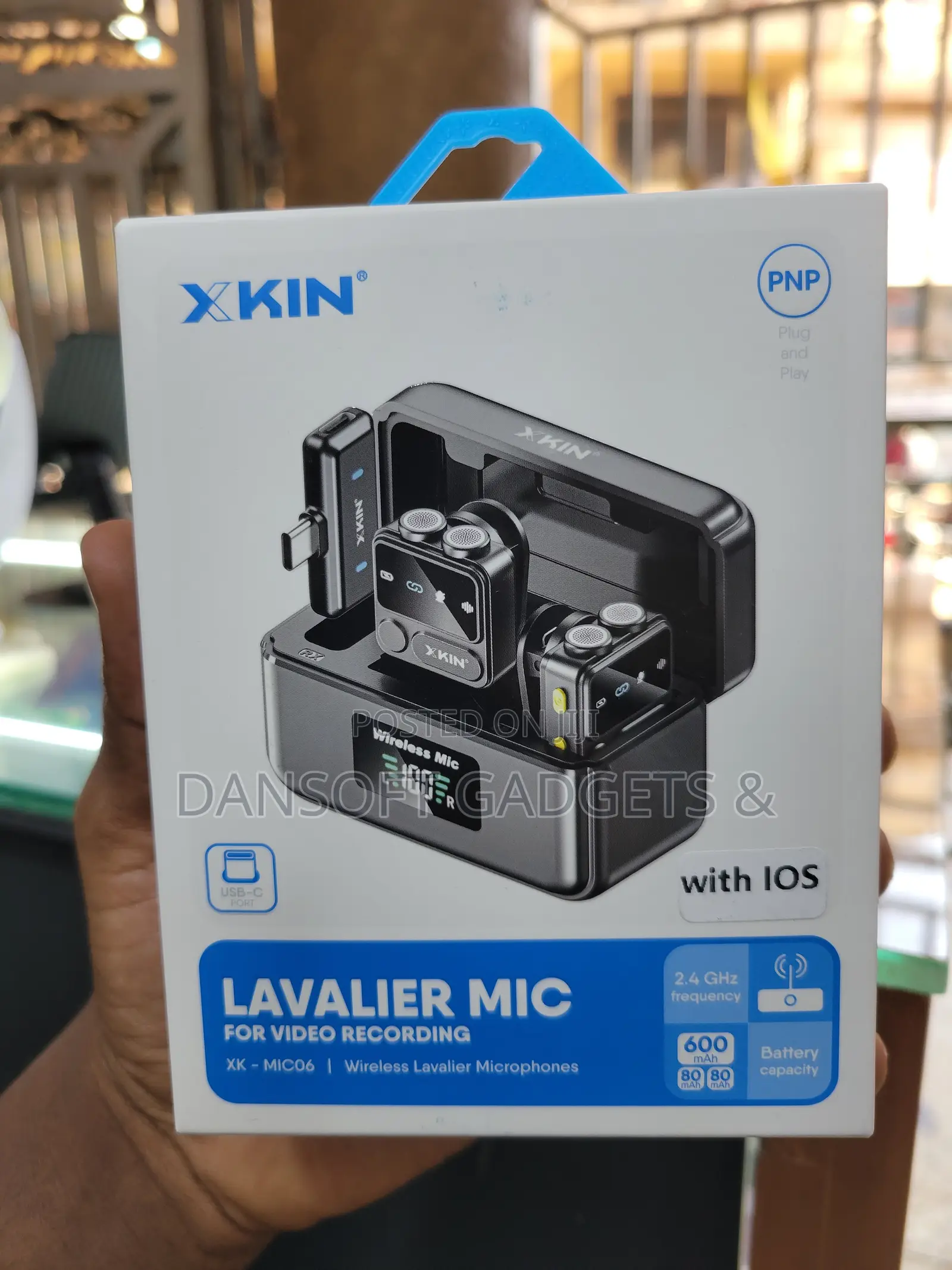 X-Kin Dual Wireless Lavalier Microphone – Smart Digital Display Case