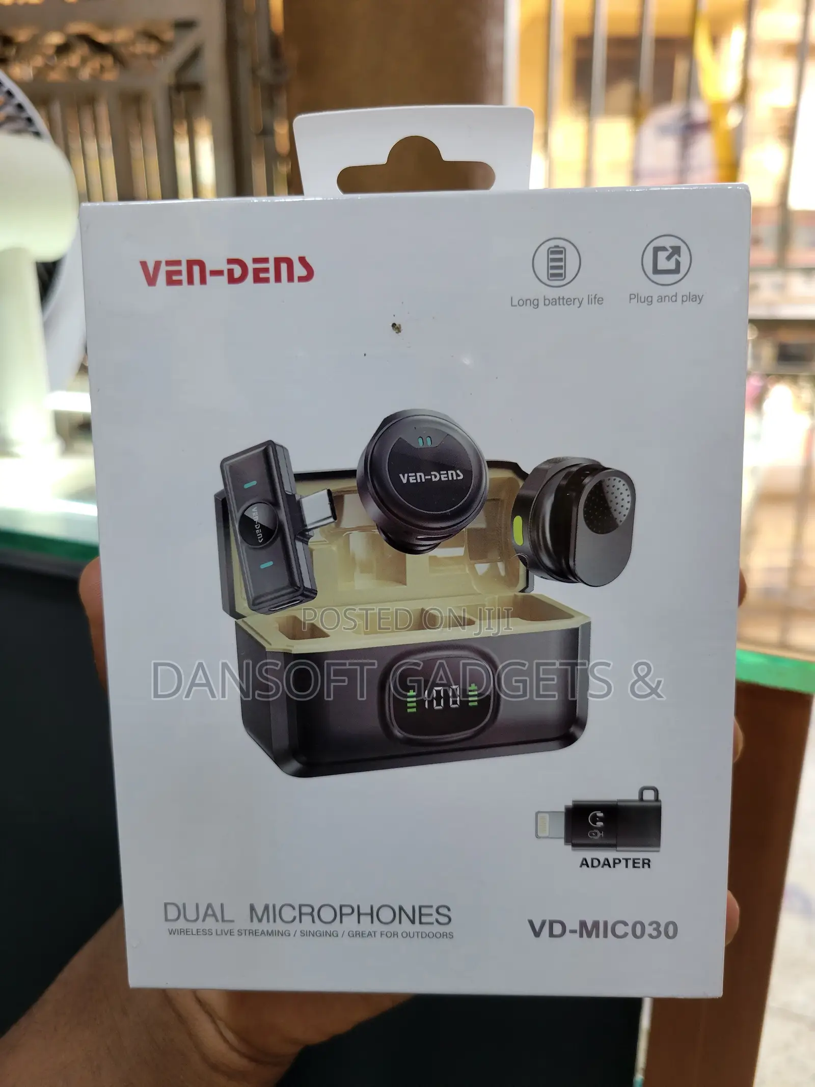 VEN-DENS Dual Wireless Microphone-Lightning Adapter Included